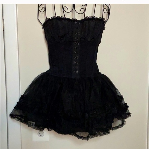 COPY - ISO Tripp nyc dress please help! - Picture 1 of 1